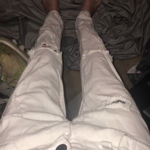 White ripped skinny jeans